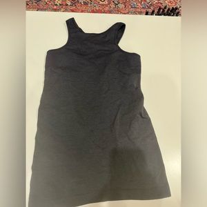Black ribbed lulu lemon tank top